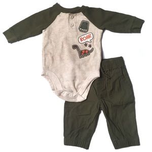 GARANIMALS Matching Set Green Pants with Ivory Roar Thermal Bodysuit 0-3 months